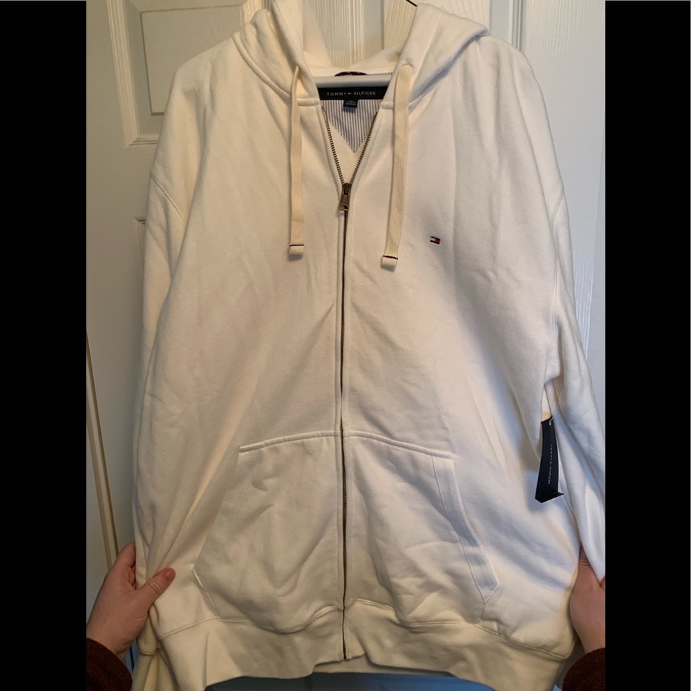 NWT Tommy